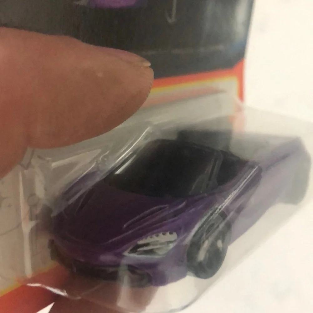 Matchbox Purple McLaren 720S Spider Toy Car